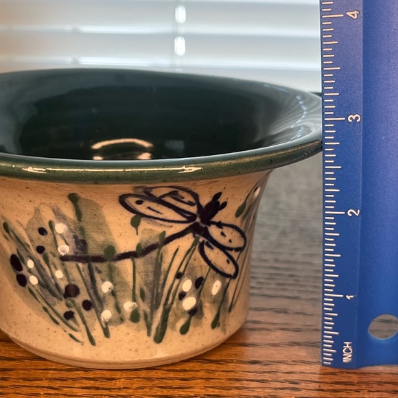 Great Bay Pottery North Hampton NH Lipped Handled Cup - Picture 4 of 6